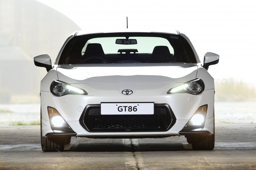  Toyota GT 86 by TRD 2013 года  (фото 4 из 6)